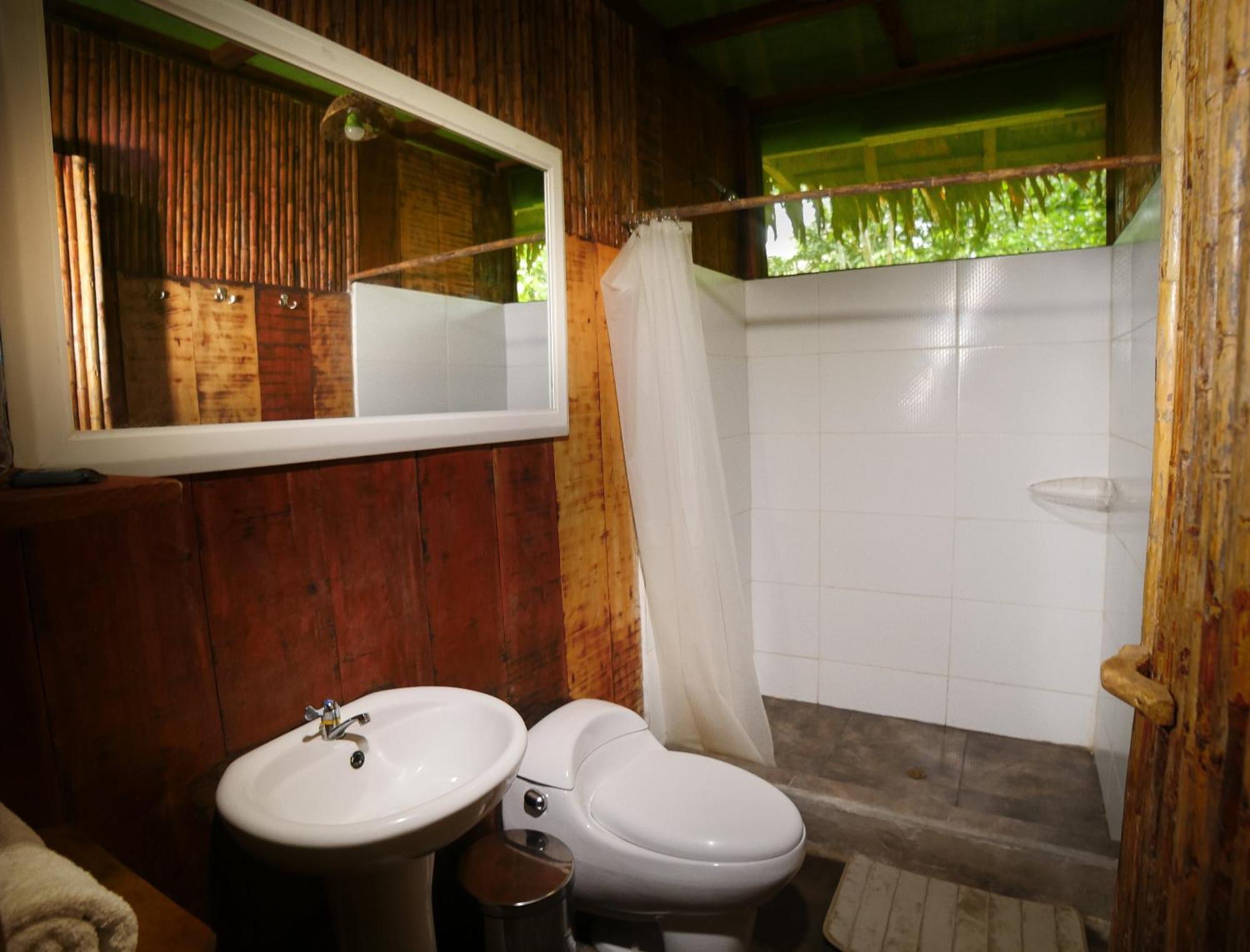 Aemak Iquitos Ecolodge Santa Clara Luaran gambar
